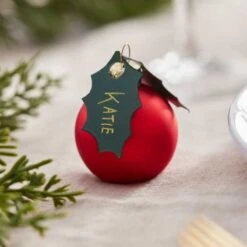 Red Berry Bauble Place Card Holders With Holly Leaf Tags - 4cm (6pk)