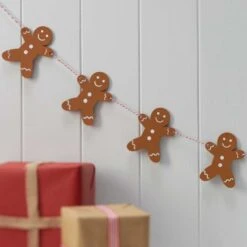 Gingerbread Man Wooden Christmas Bunting - 1.5m