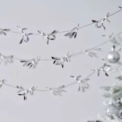 Silver Mistletoe Paper Garland - 5m